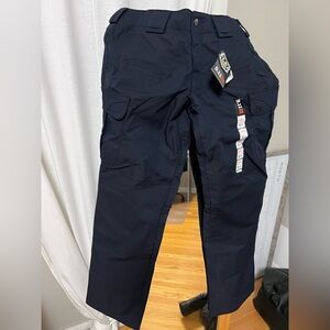 5.11 Stryke Women’s Pants size 10 in navy blue